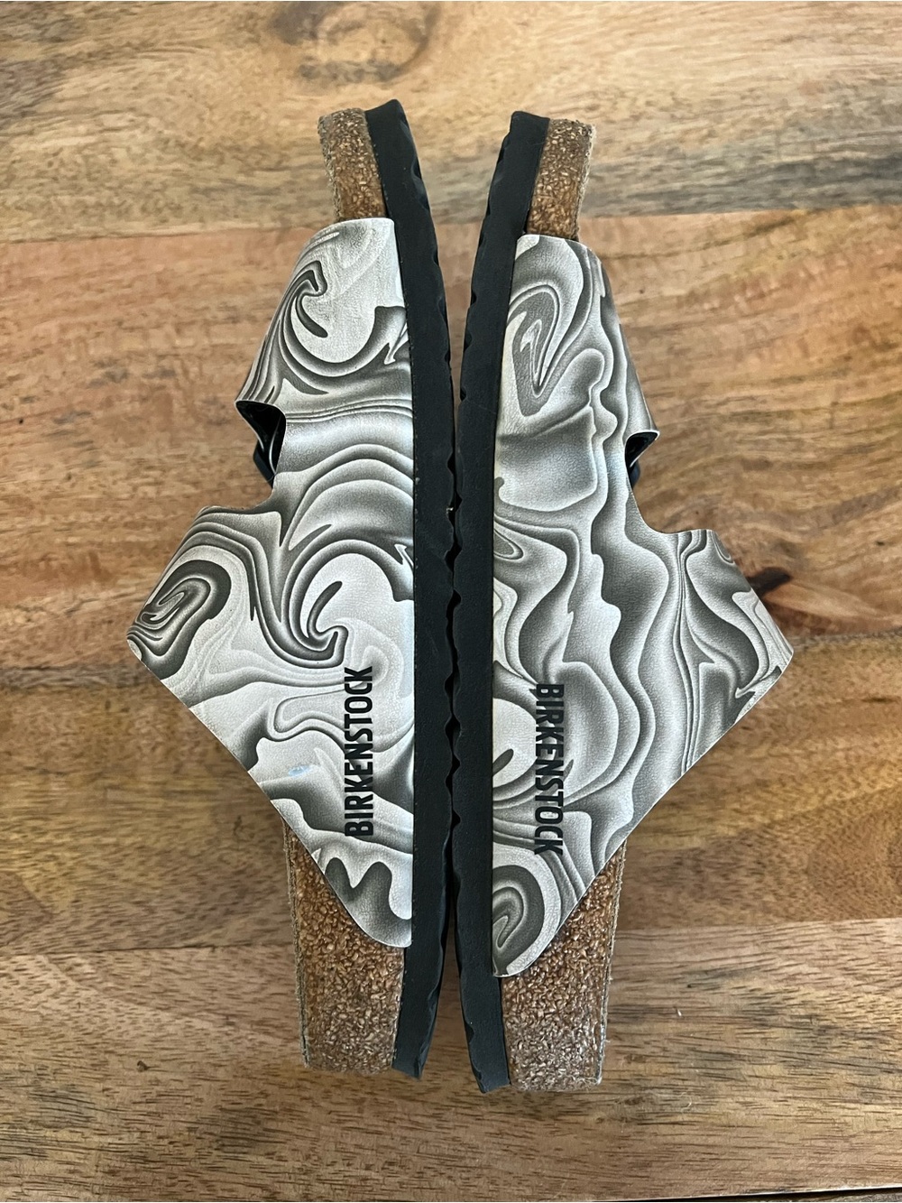 Birkenstock Arizona Birko-Flor Color: Marbletwirl Black/White Sandal Size 7 - Picture 9 of 16